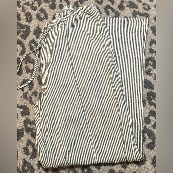 A New Day High Rise Wide Leg Linen Pull On Pants - Picture 3 of 5